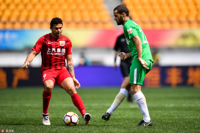 他利用挡拆 他利用挡拆