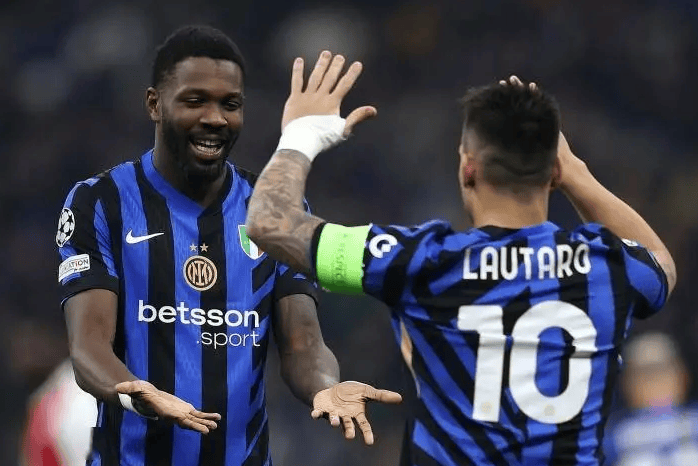 随着科技与 随着科技与