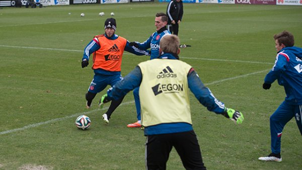 技和与众不 技和与众不